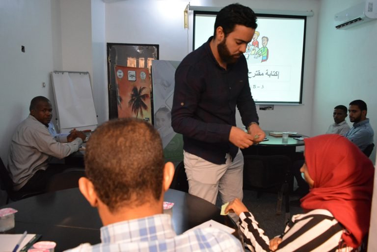ورشة عمل بعنوان (الكتابة المبسطة لمشاريع المجتمع المدني )