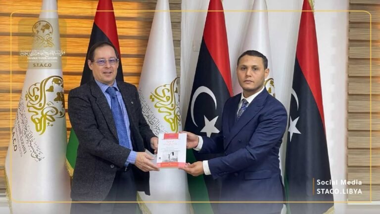 سفير روسيا الاتحادية يزور مؤسسة الشيخ الطاهر الزاوي الخيرية لتعزيز التعاون الثقافي والعلمي