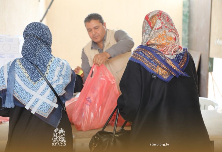 In Collaboration with Tripoli Center Municipality: Sheikh Tahir Al-Zawi Charity Foundation Distributes Food Baskets and Meat to Families in Need